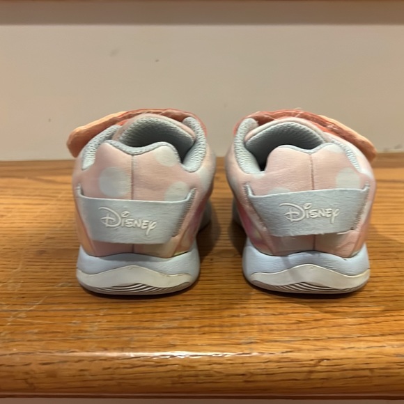 Adidas Minnie Mouse Pink and White Toddler Sneakers size 6 - Picture 4 of 9